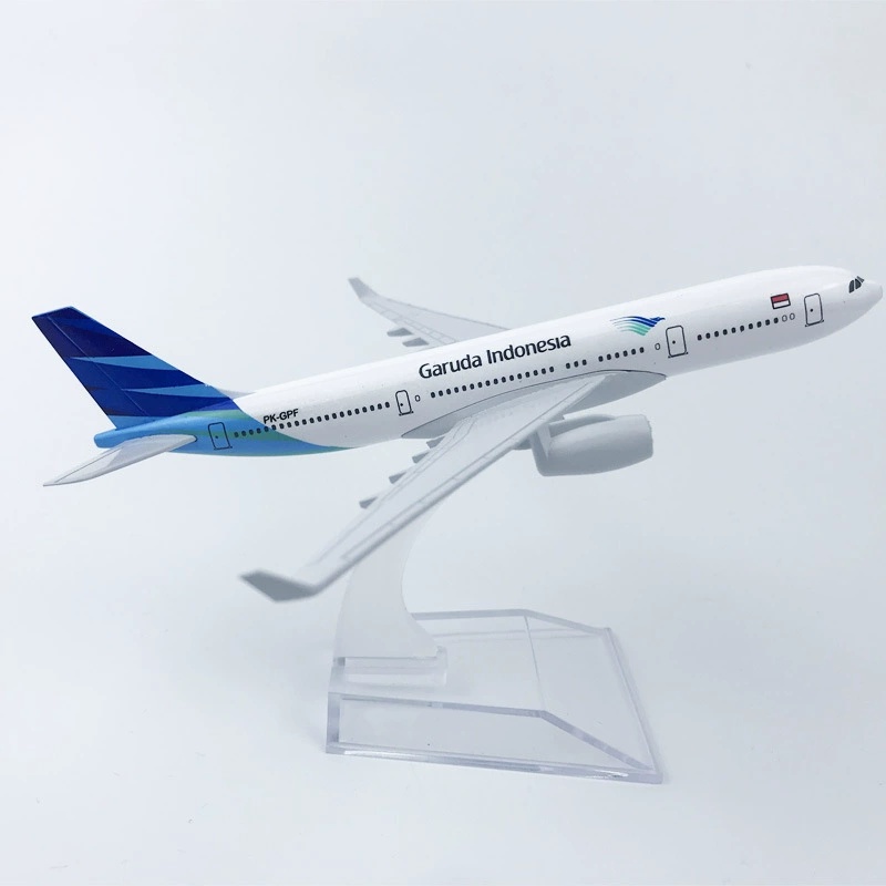B737 16 см Air Garuda Indonesi – обзор и цена Badminton Indonesia