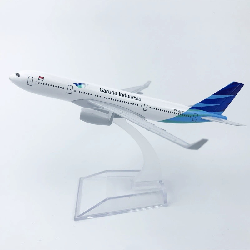 B737 16 см Air Garuda Indonesi – обзор и цена Badminton Indonesia